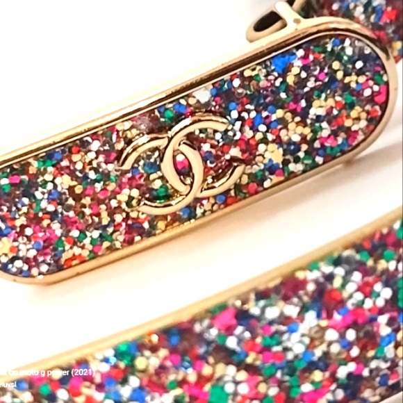 SOLD  Chanel 17K Astronaut Collection Multicolored (Glitter) Belt - Picture 2 of 15